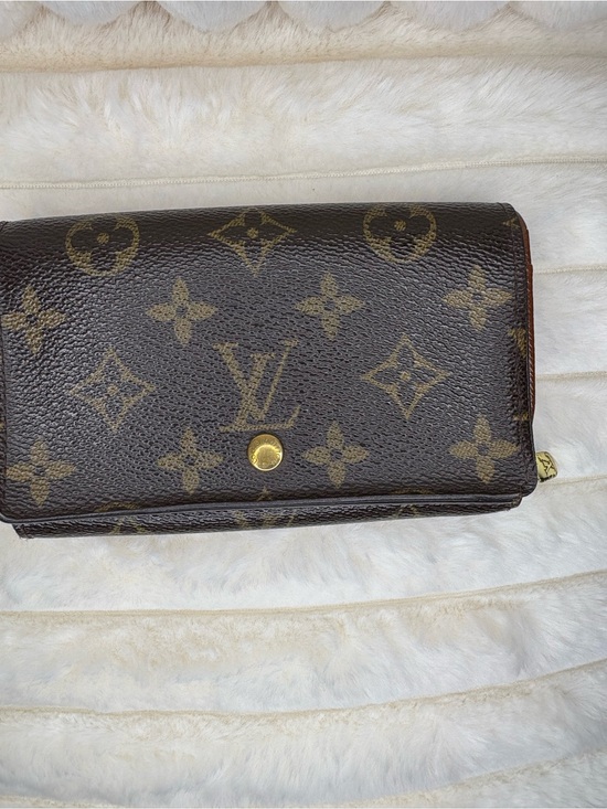 Louis Vuitton Handbags - LOUIS VUITTON VINTAGE MONOGRAM PORTE MONNAIE BILLET TRESOR WALLET w COA